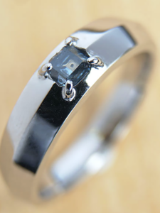 AMJ-005-raw-diamond-ring