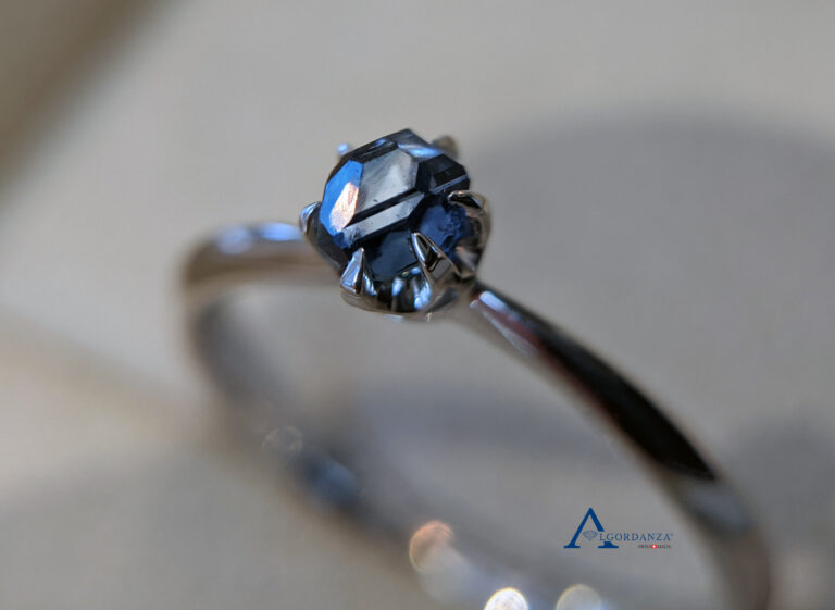 Algordanza Rough Diamond